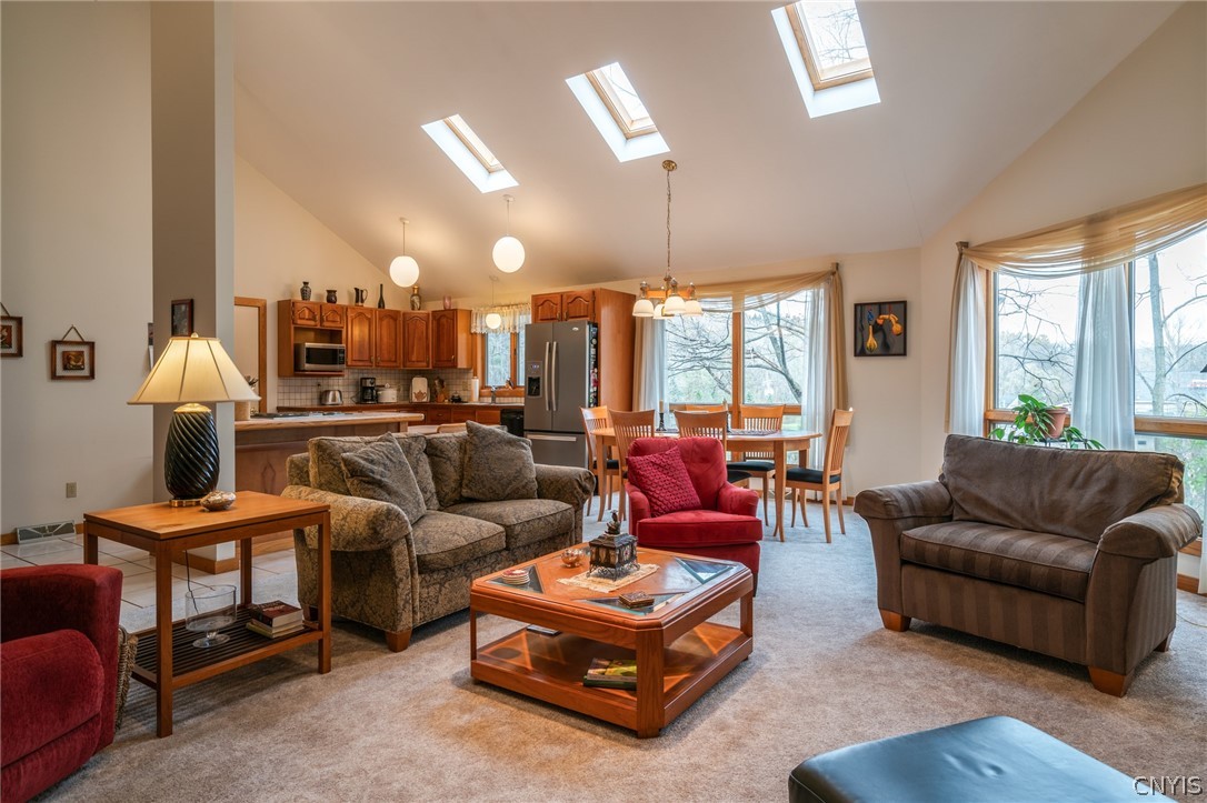 5451 Springview Drive Manlius, NY 13066 - Photo 8 of 38