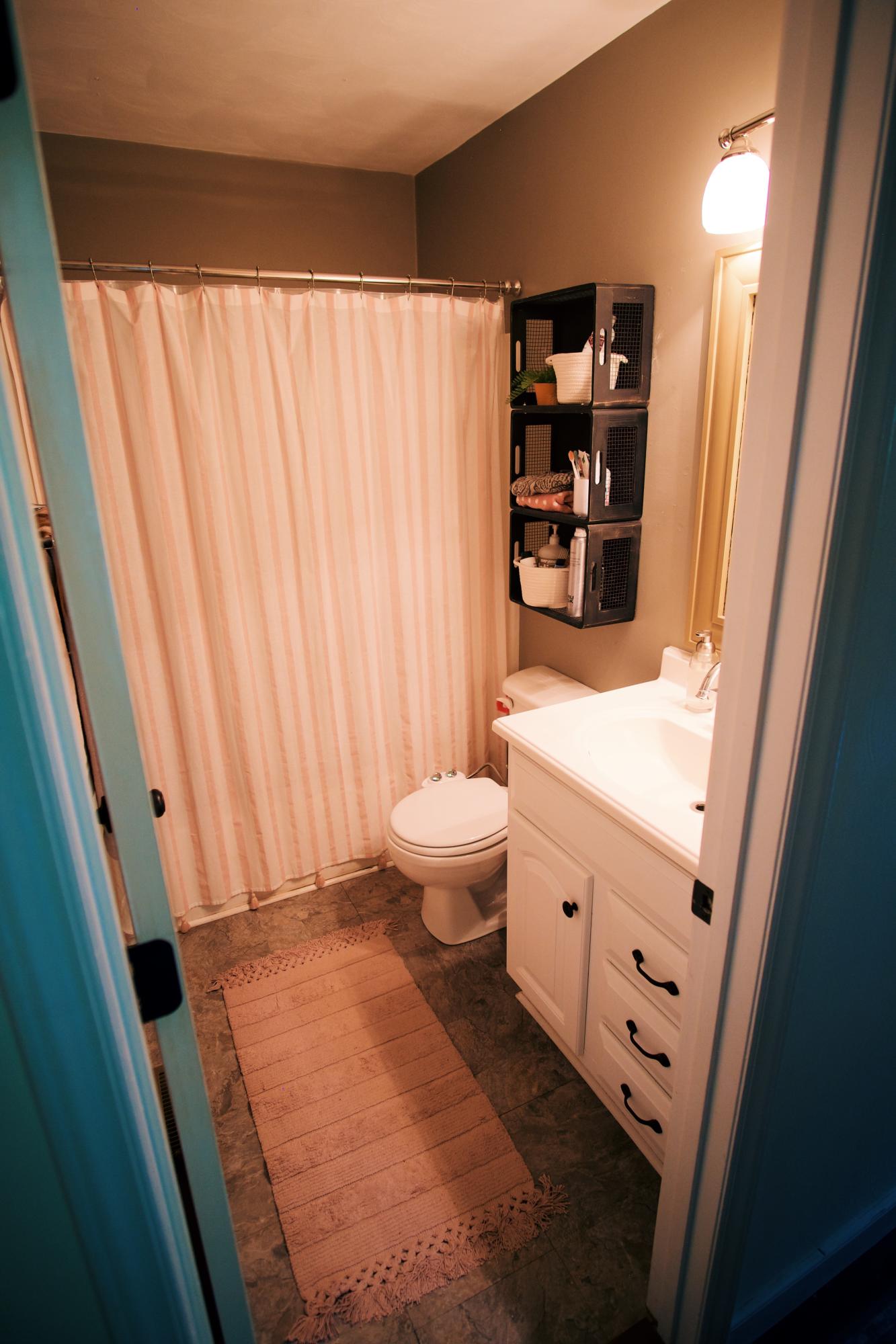 840 Blue Ridge Drive Blue Ridge, VA 24064 - Photo 10 of 20 Full Bath