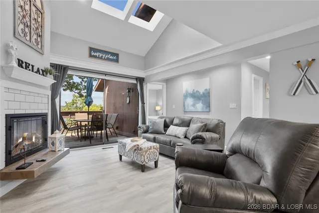 $369,000 | 5940 Baydy Peak Road, Unit 133, Osage Beach, MO 65065