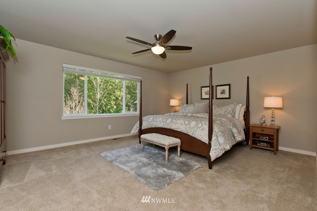 228 Field Avenue Northeast Renton, WA 98059 - Photo 12 of 24