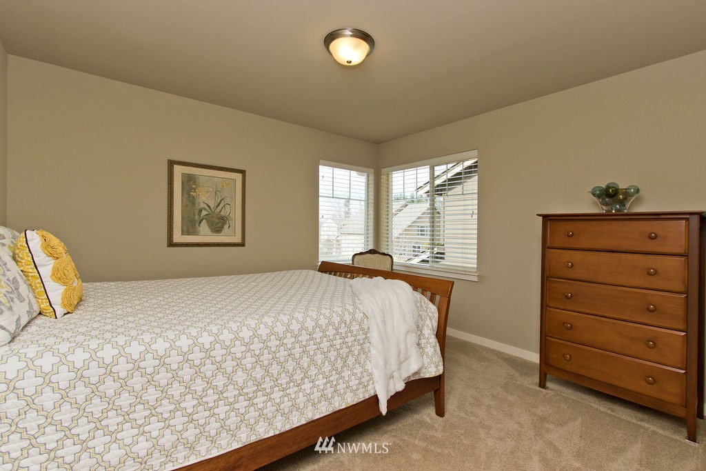 228 Field Avenue Northeast Renton, WA 98059 - Photo 15 of 24
