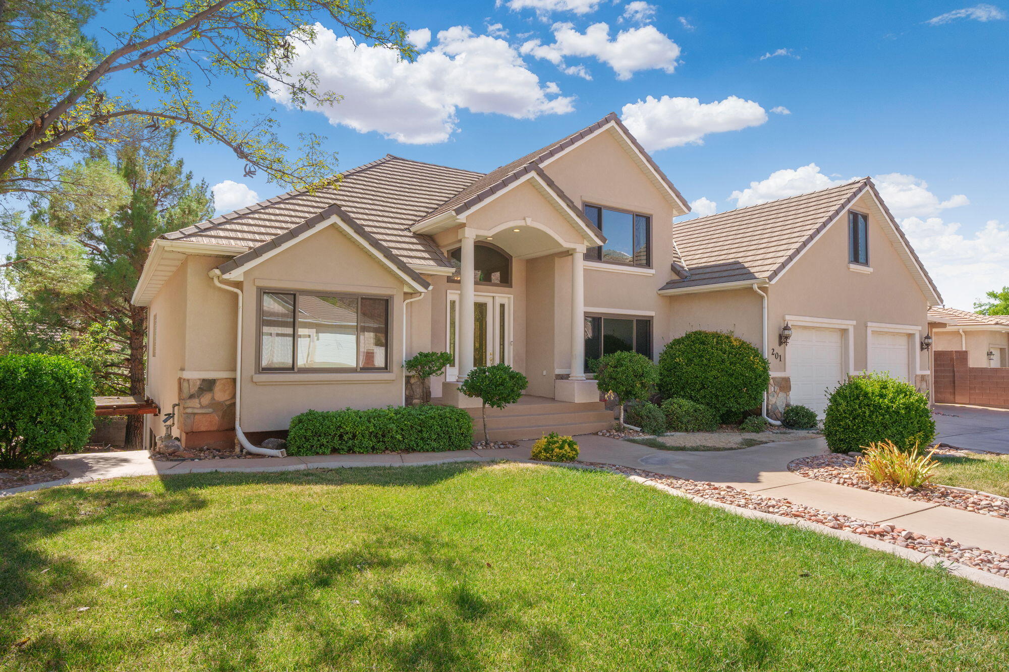 201 Shadow Point Drive St. George, UT 84770 - Photo 36 of 43 36-web-or-mls-DSC08272