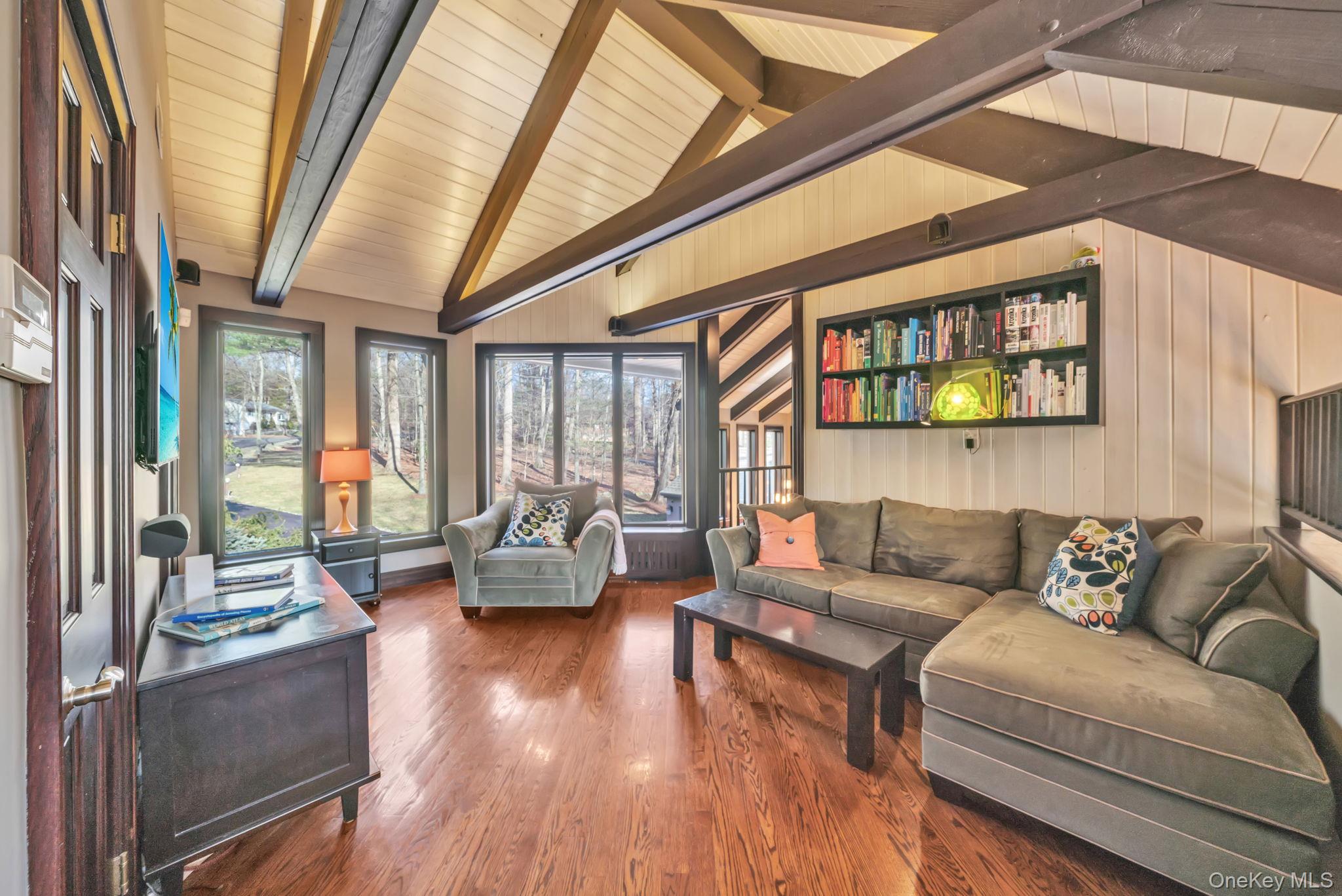 139 Pascack Road Pearl River, NY 10965 - Photo 17 of 42