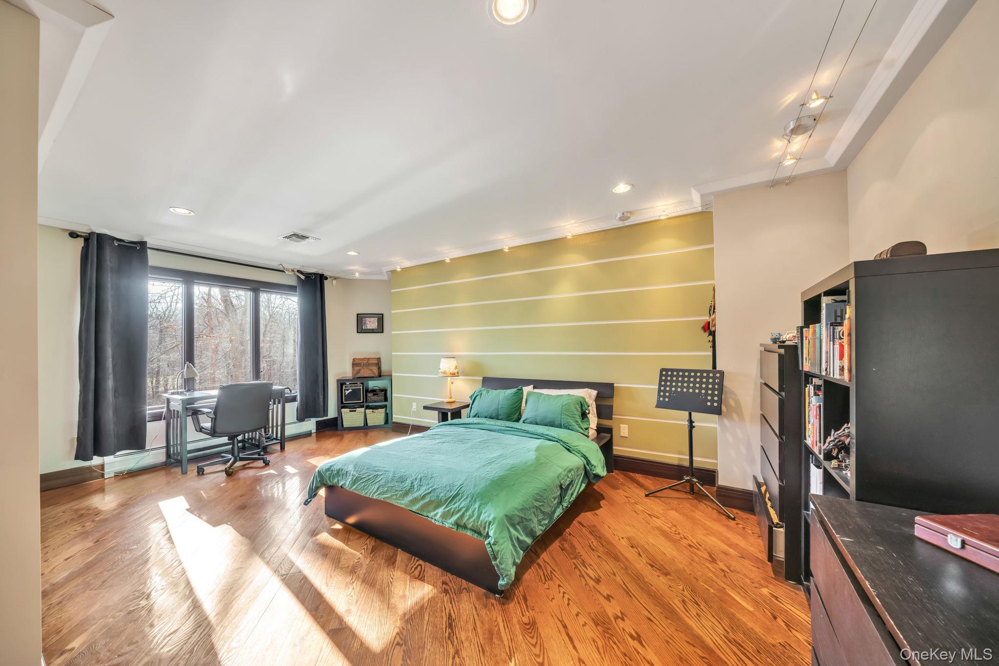 139 Pascack Road Pearl River, NY 10965 - Photo 19 of 34