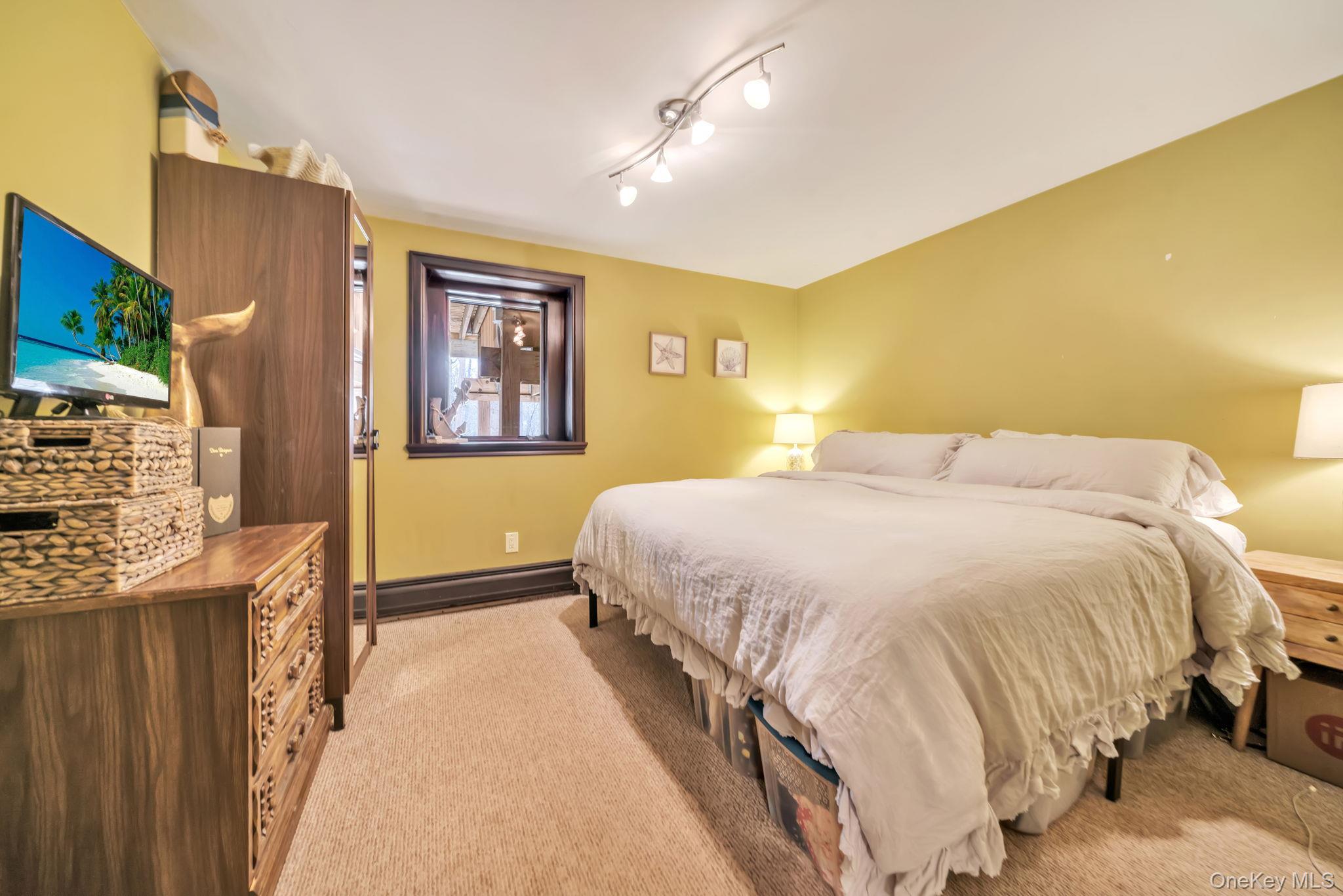 139 Pascack Road Pearl River, NY 10965 - Photo 23 of 34