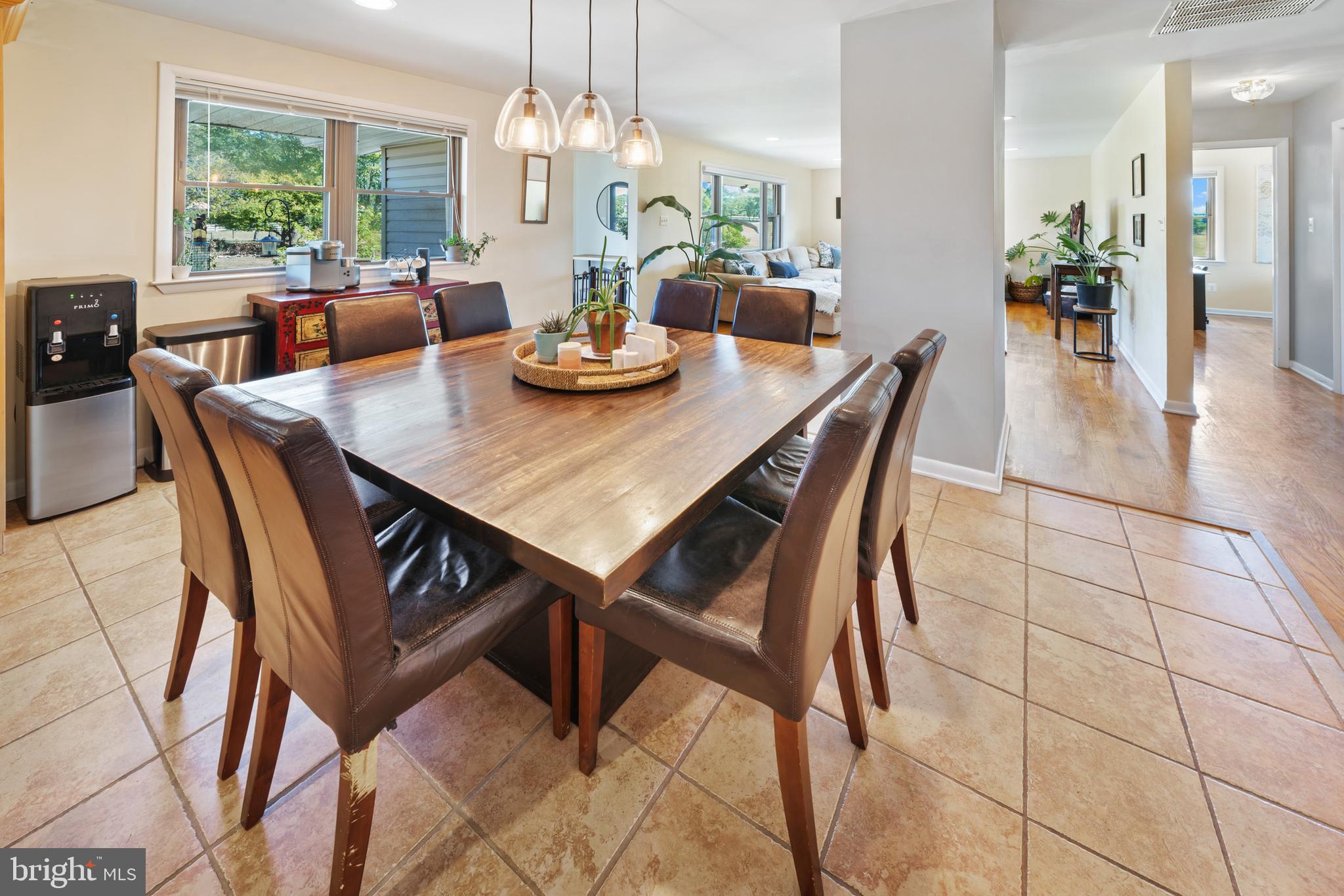 4040 Mills Road Sharpsburg, MD 21782 - Photo 29 of 127 Attached dining area easily seats 8