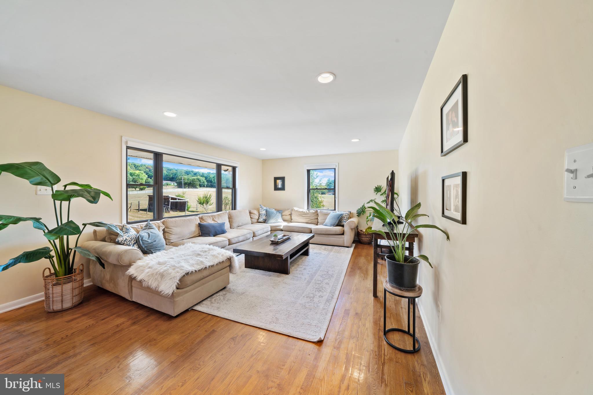 4040 Mills Road Sharpsburg, MD 21782 - Photo 32 of 127 Gleaming hardwood floors and amazing views