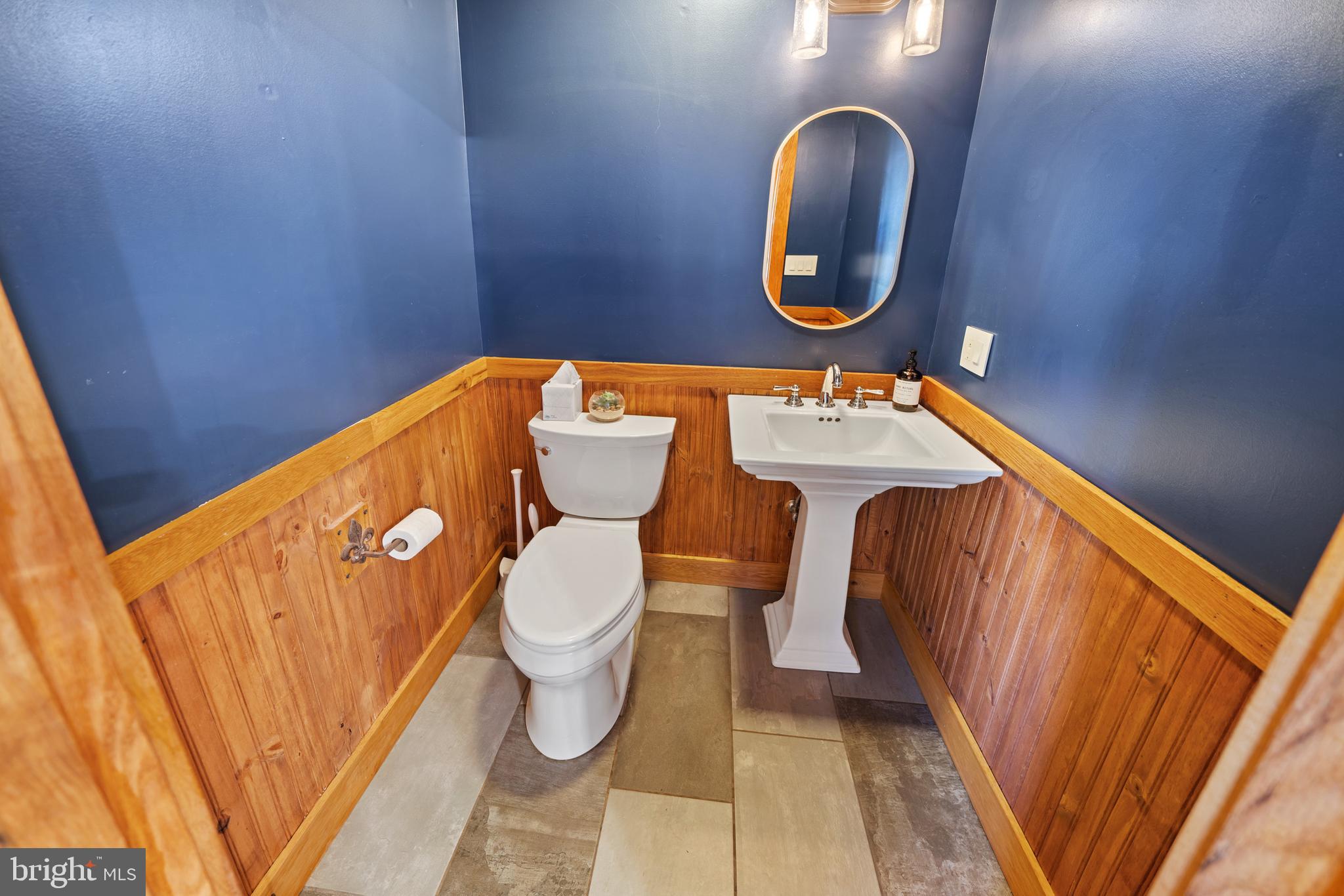 4040 Mills Road Sharpsburg, MD 21782 - Photo 35 of 127 Half bath off kitchen, office and primary bedroom