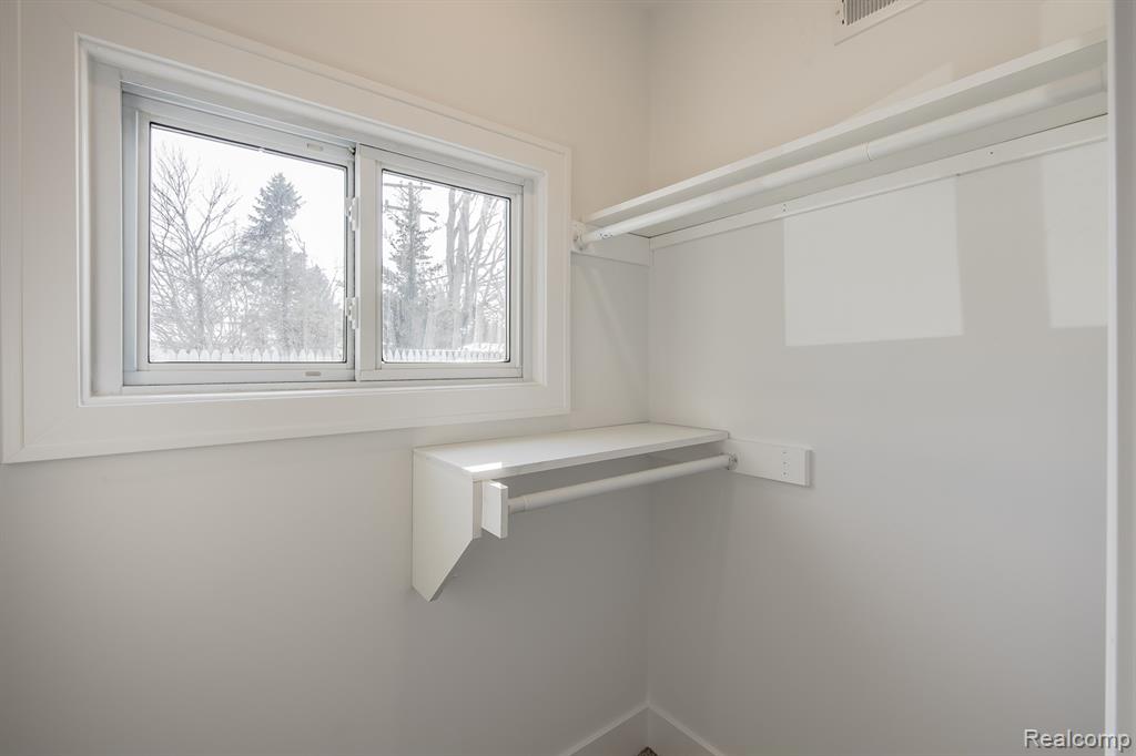 3750 Alida Avenue Rochester Hills, MI 48309 - Photo 53 of 68
