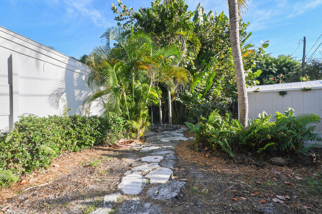 118 Avocado Road Delray Beach, FL 33444 - Photo 40 of 69 118AvocadoRoad_40