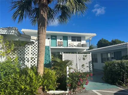 $1,795 | 4300 Sea Grape Drive, Unit 5, Lauderdale-by-the-Sea, FL 33308