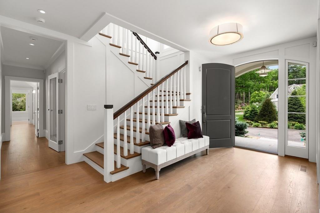 49 Nobscot Road Weston, MA 02493 - Photo 5 of 33