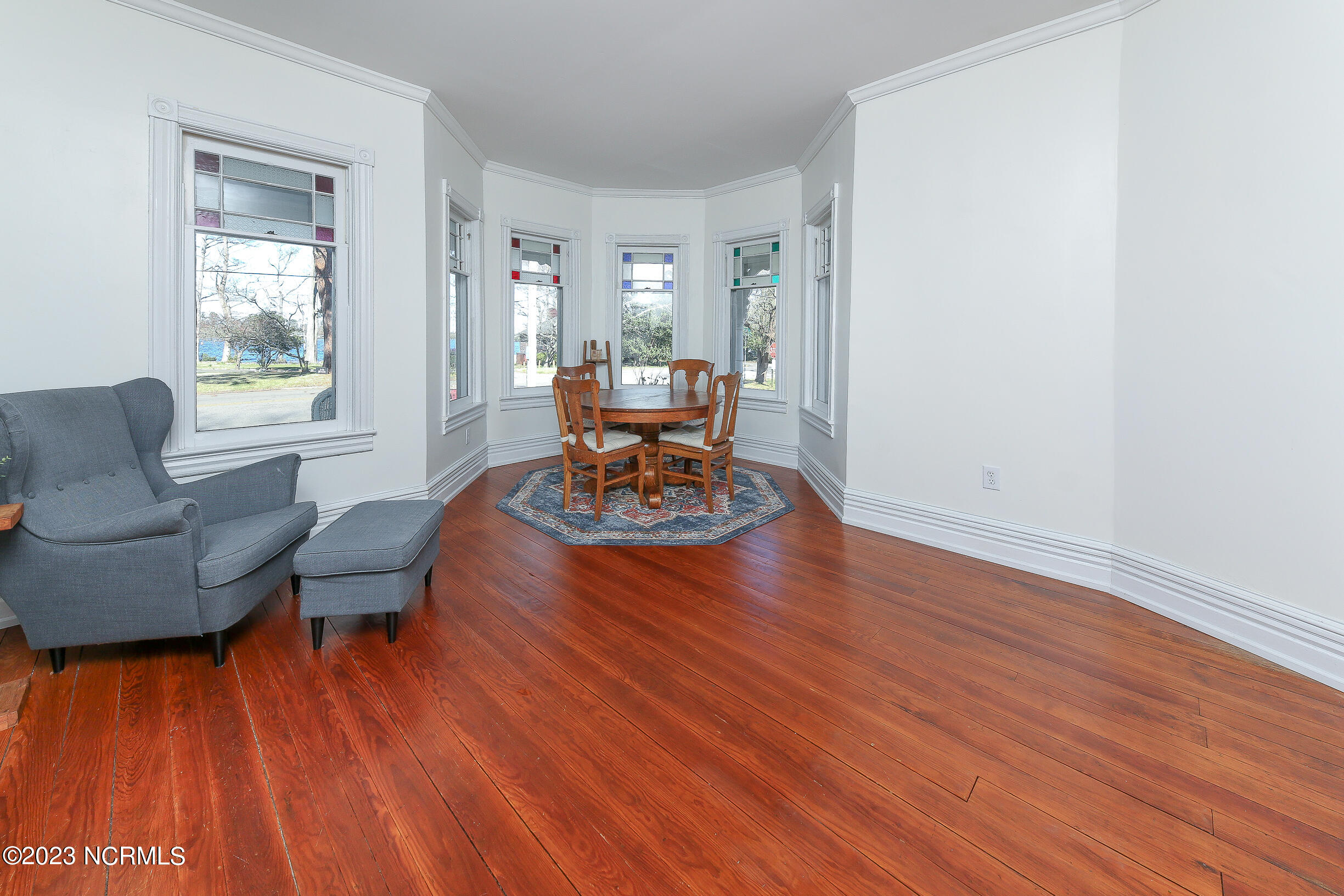 1115 Riverside Avenue Elizabeth City, NC 27909 - Photo 3 of 47 4G8A4074