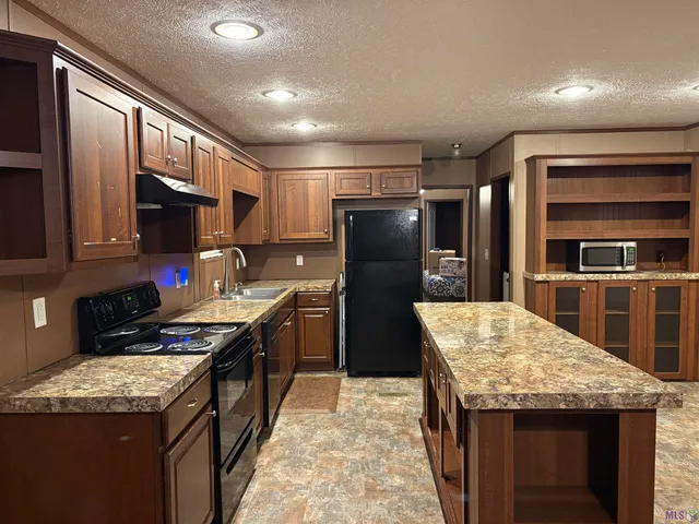 $150,000 | 14427 Crystal Drive, Pride, LA 70770