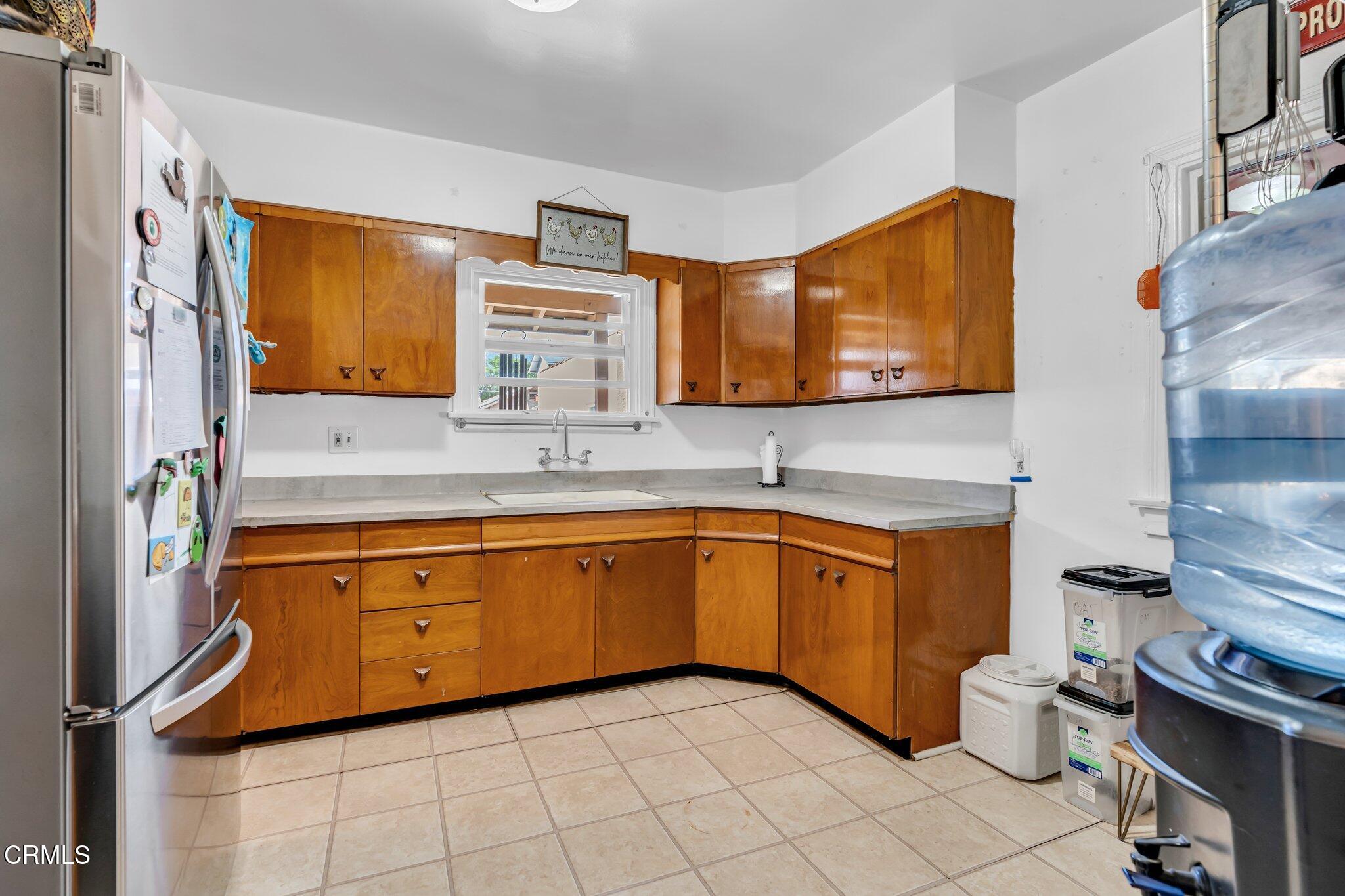 615 Alexander Street Glendale, CA 91203 - Photo 14 of 50 17-web-or-mls-DSC09124