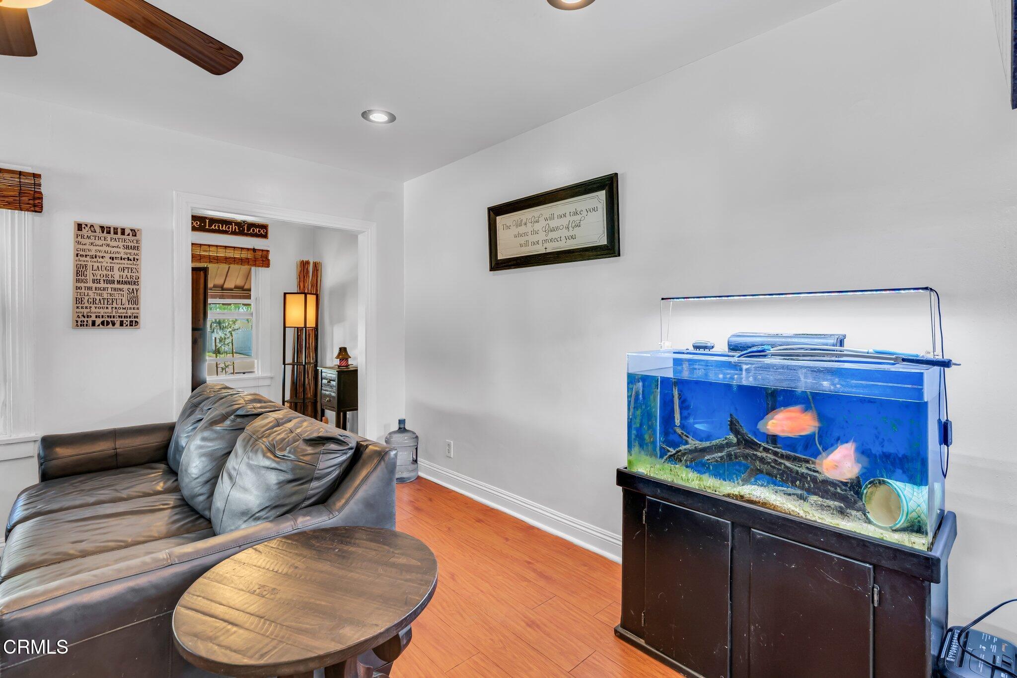 615 Alexander Street Glendale, CA 91203 - Photo 8 of 50 11-web-or-mls-DSC09154