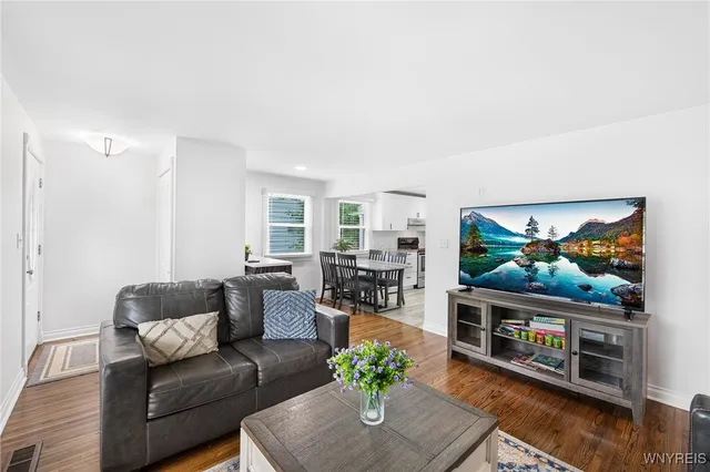 $264,999 | 150 Meadow Lea Drive, Amherst, NY 14226