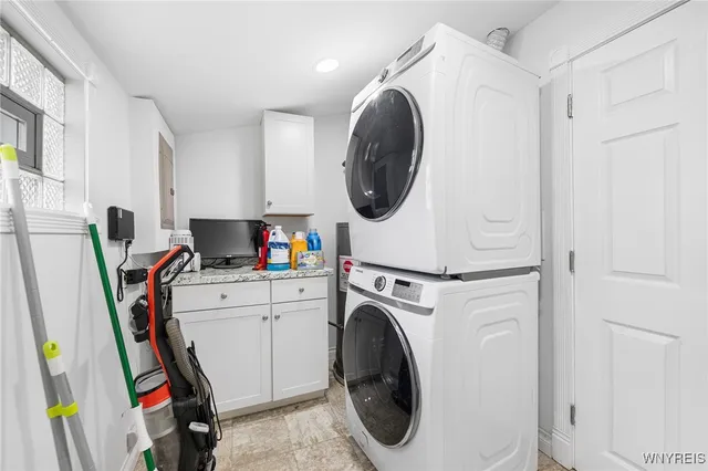 $264,999 | 150 Meadow Lea Drive, Amherst, NY 14226