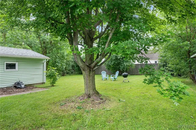 $264,999 | 150 Meadow Lea Drive, Amherst, NY 14226