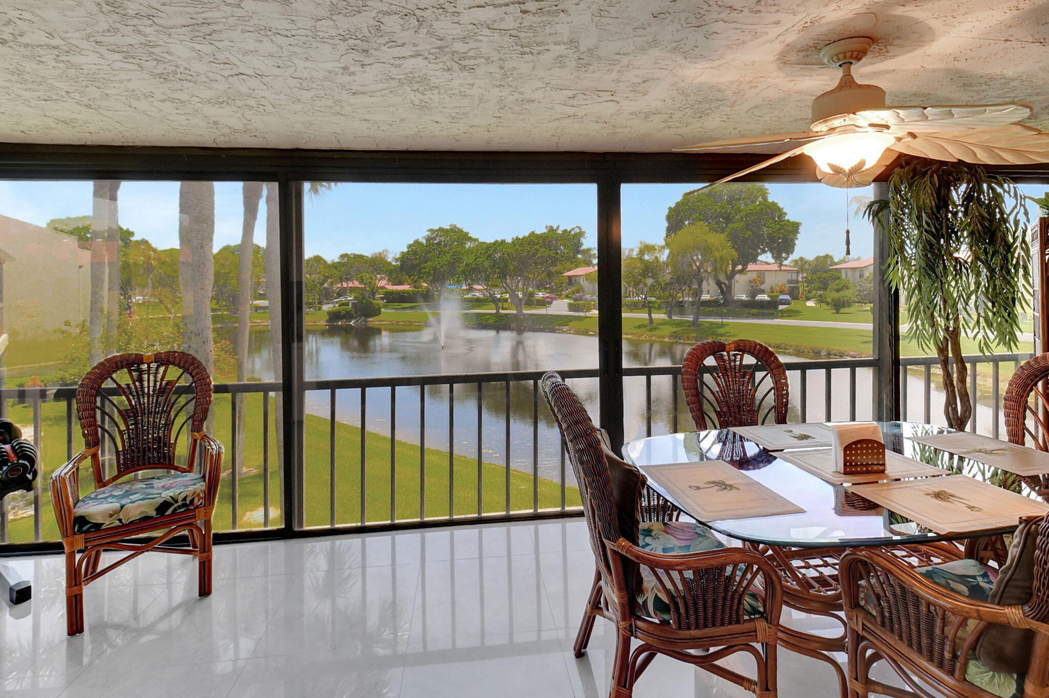21214 Lago Circle, Unit 8B Boca Raton, FL 33433 - Photo 16 of 48 17-web-or-mls-DSC_6301