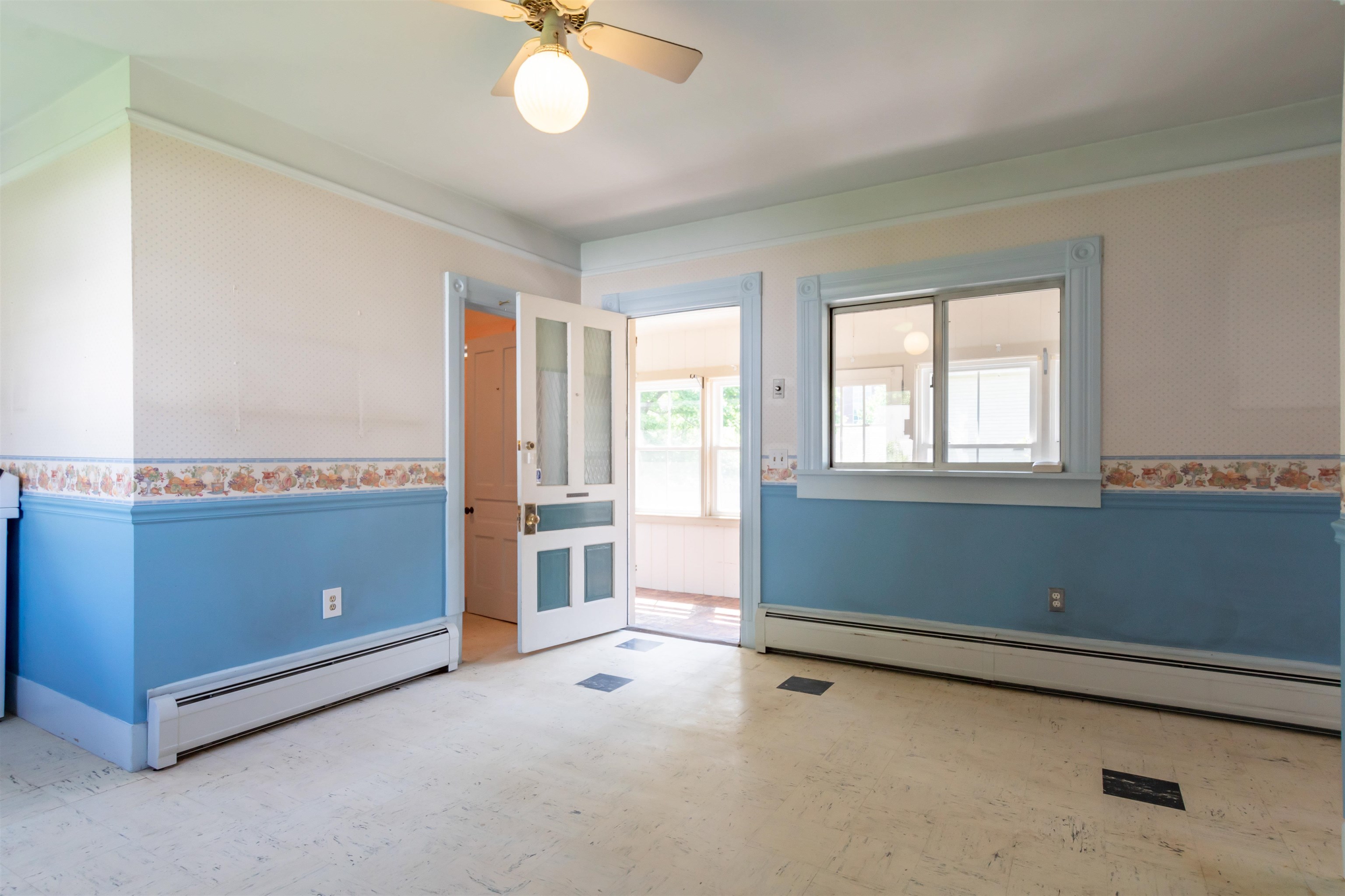 37 Spruce Street Concord, NH 03301 - Photo 4 of 33 Gallery Image 4