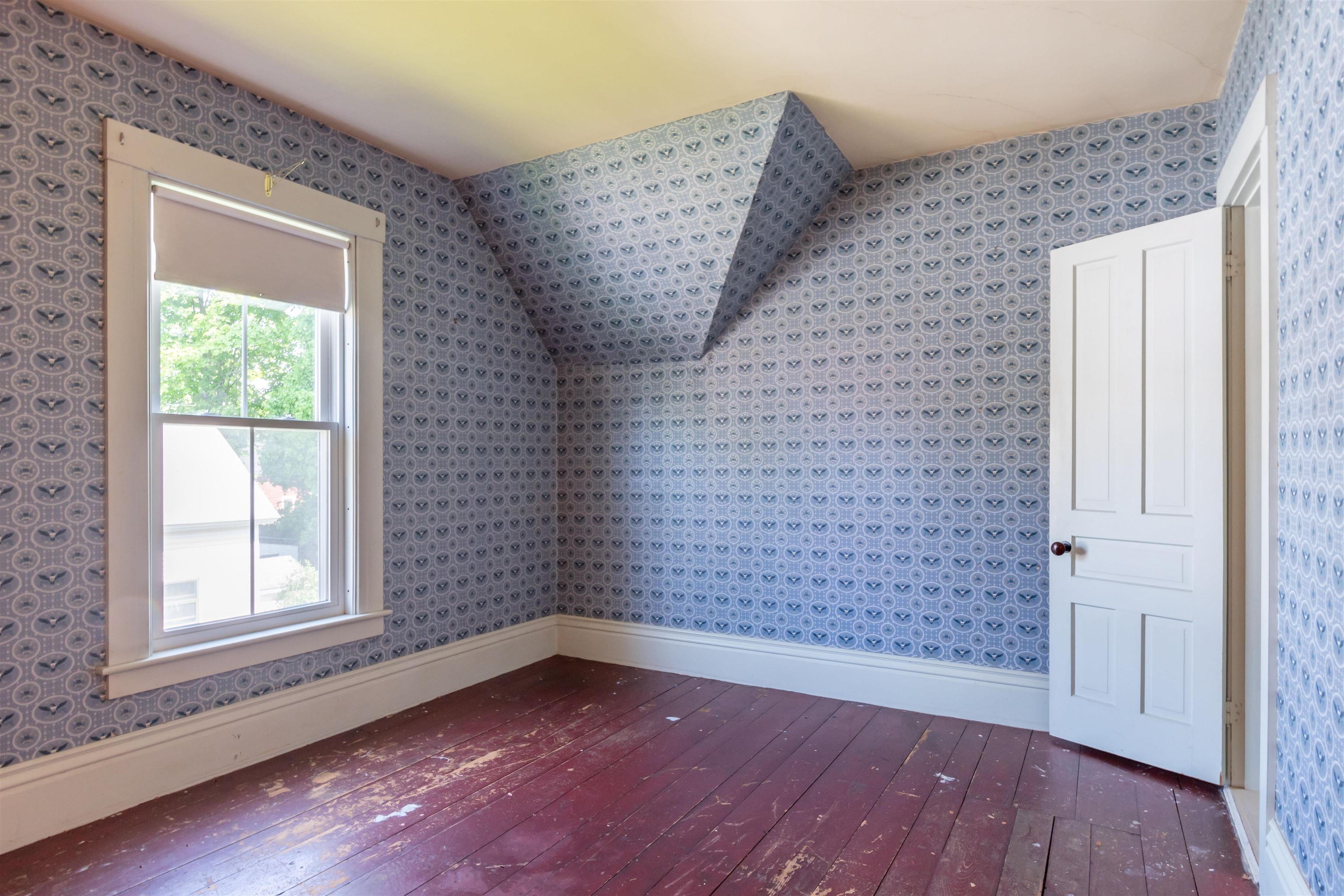 37 Spruce Street Concord, NH 03301 - Photo 9 of 33 Gallery Image 9