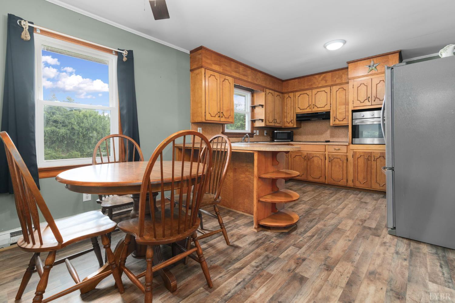 657 Swan Road Pamplin, VA 23958 - Photo 10 of 52