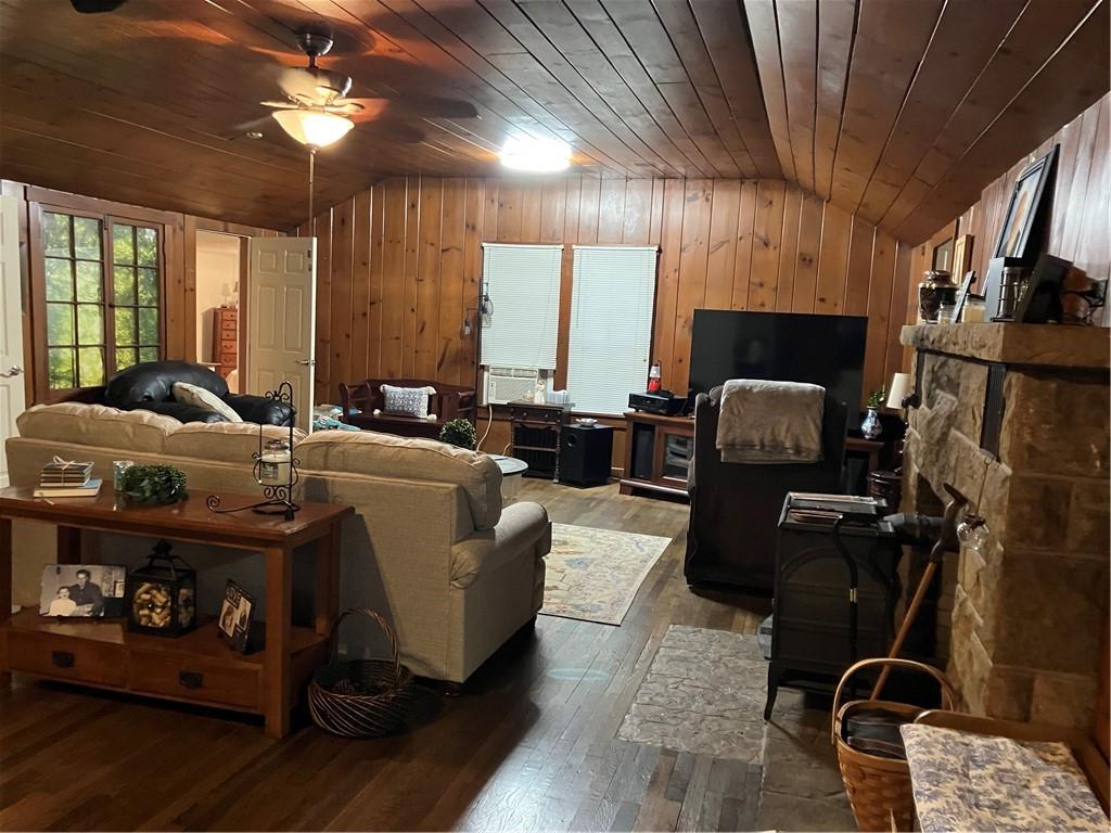 450 Old Plank Road Butler, PA 16002 - Photo 6 of 32
