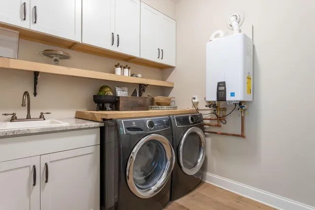 $925,000 | 8863 Lake Shore Drive, West Olive, MI 49460