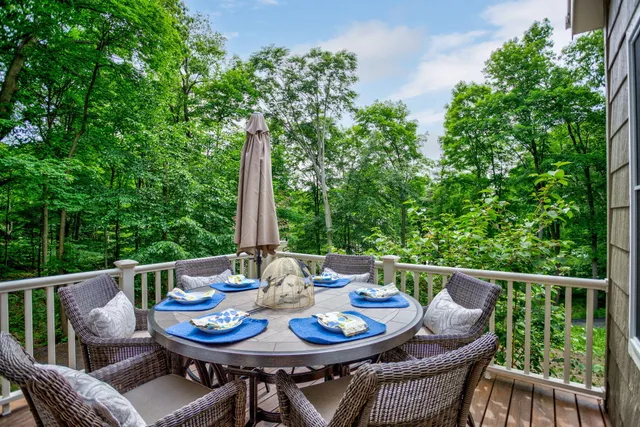 $925,000 | 8863 Lake Shore Drive, West Olive, MI 49460