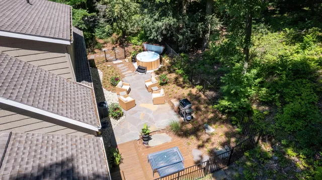 $925,000 | 8863 Lake Shore Drive, West Olive, MI 49460