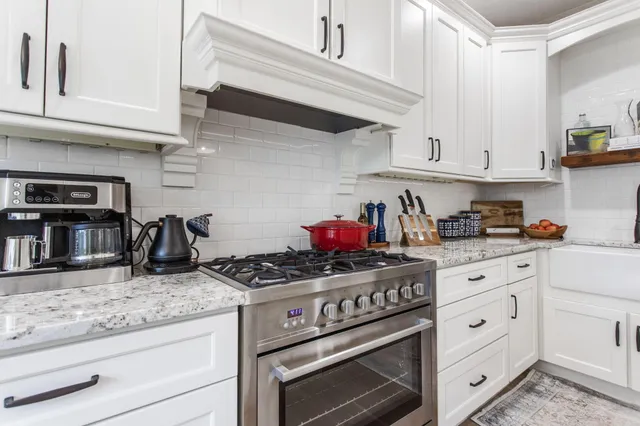 $925,000 | 8863 Lake Shore Drive, West Olive, MI 49460