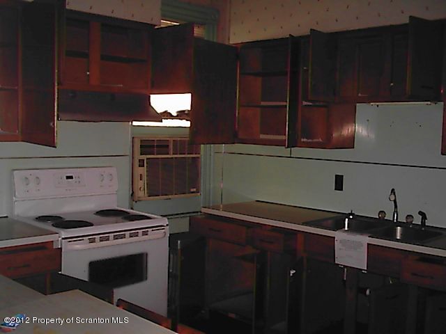 1201 Providence L 14 Road Scranton, PA 18508 - Photo 4 of 13 Gallery Image 4