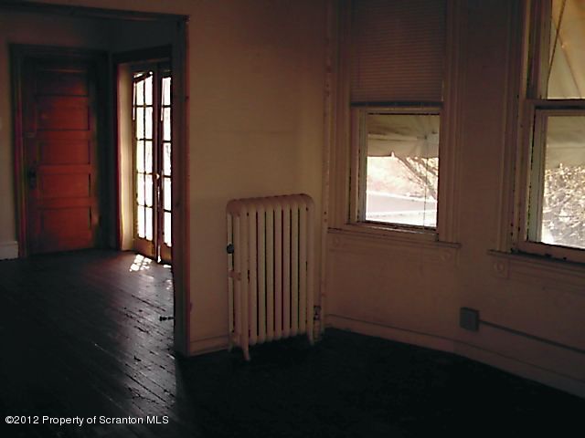 1201 Providence L 14 Road Scranton, PA 18508 - Photo 5 of 13 Gallery Image 5