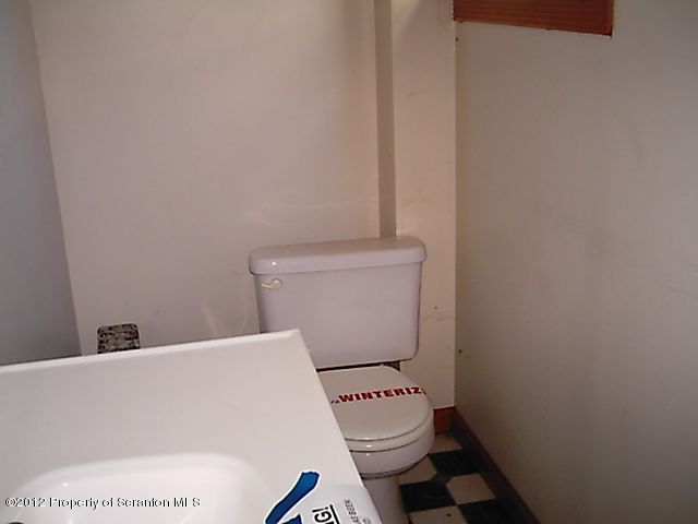 1201 Providence L 14 Road Scranton, PA 18508 - Photo 10 of 13 Gallery Image 10