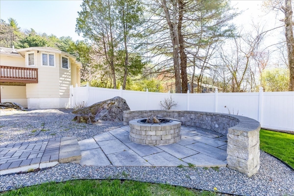 16 Cayuga Road Tewksbury, MA 01876 - Photo 41 of 42 Gallery Image 41