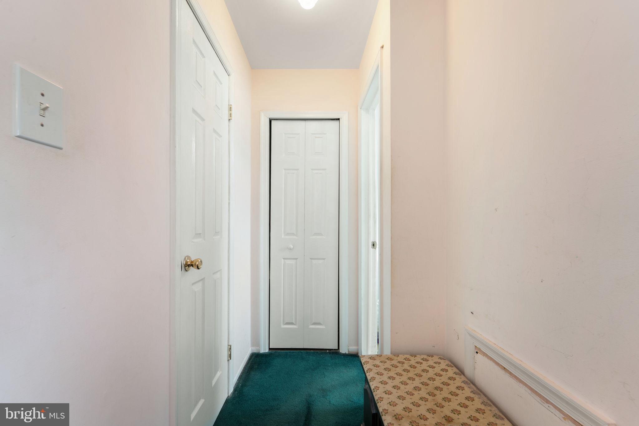 13 Hartford Road Sewell, NJ 08080 - Photo 30 of 45 2nd Floor Hallway
