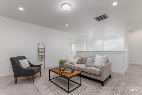 $976,000 | 2585 North Silverbell Way, Eagle, ID 83616