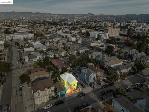 $695,000 | 836 20th Street, Oakland, CA 94607