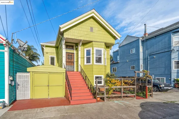 $695,000 | 836 20th Street, Oakland, CA 94607