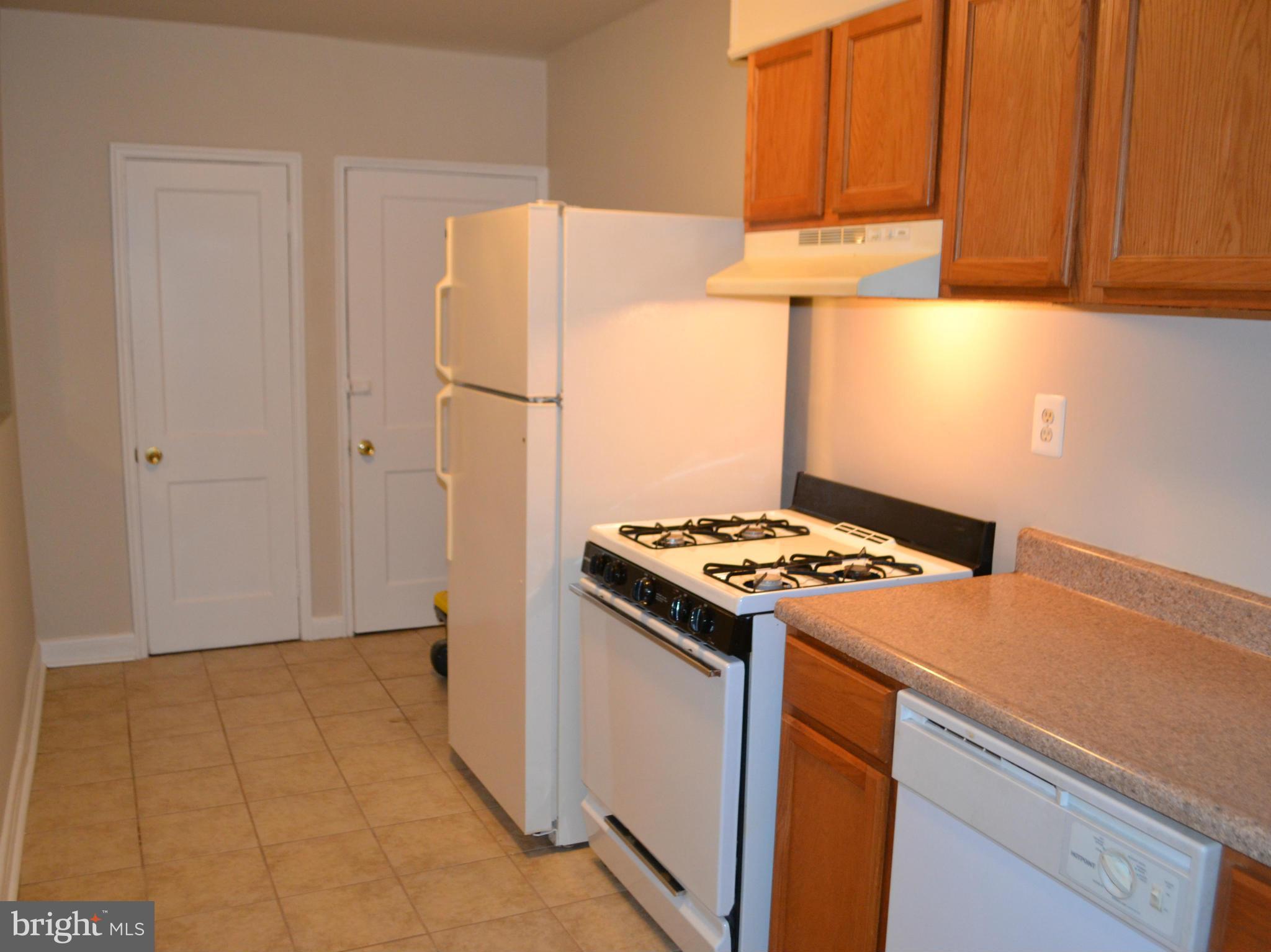 2911 Cornwall Road Dundalk, MD 21222 - Photo 17 of 21 Kitchen