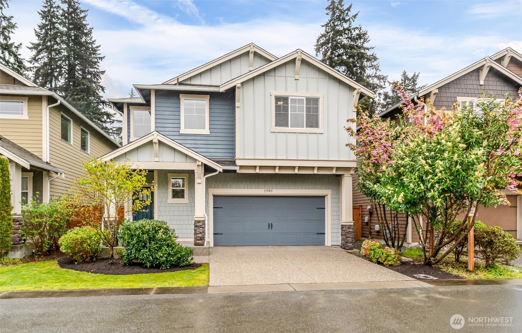 17903 33rd Avenue Southeast Bothell, WA 98012 - Photo 2 of 38
