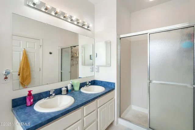 $445,000 | 14 Vineyard Way, Barnegat, NJ 08005