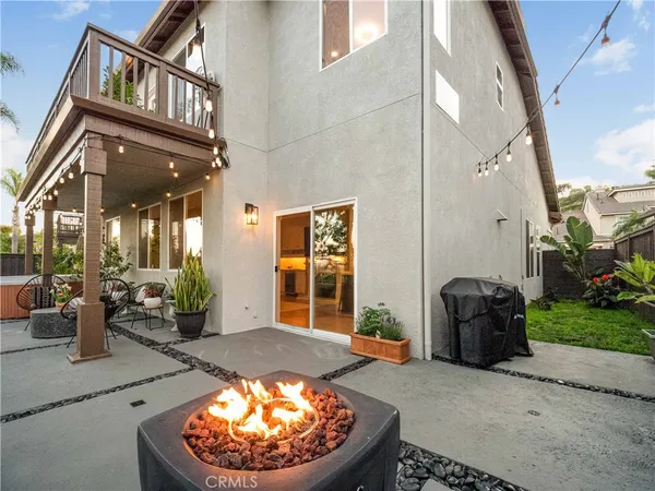 $1,499,000 | 2430 Avis Court, Signal Hill, CA 90755