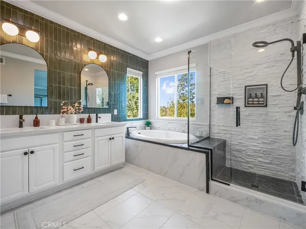 $1,499,000 | 2430 Avis Court, Signal Hill, CA 90755