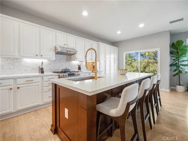 $1,499,000 | 2430 Avis Court, Signal Hill, CA 90755