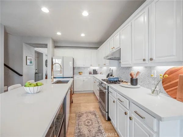 $1,499,000 | 2430 Avis Court, Signal Hill, CA 90755