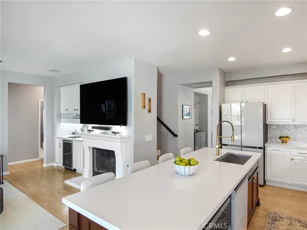 $1,499,000 | 2430 Avis Court, Signal Hill, CA 90755