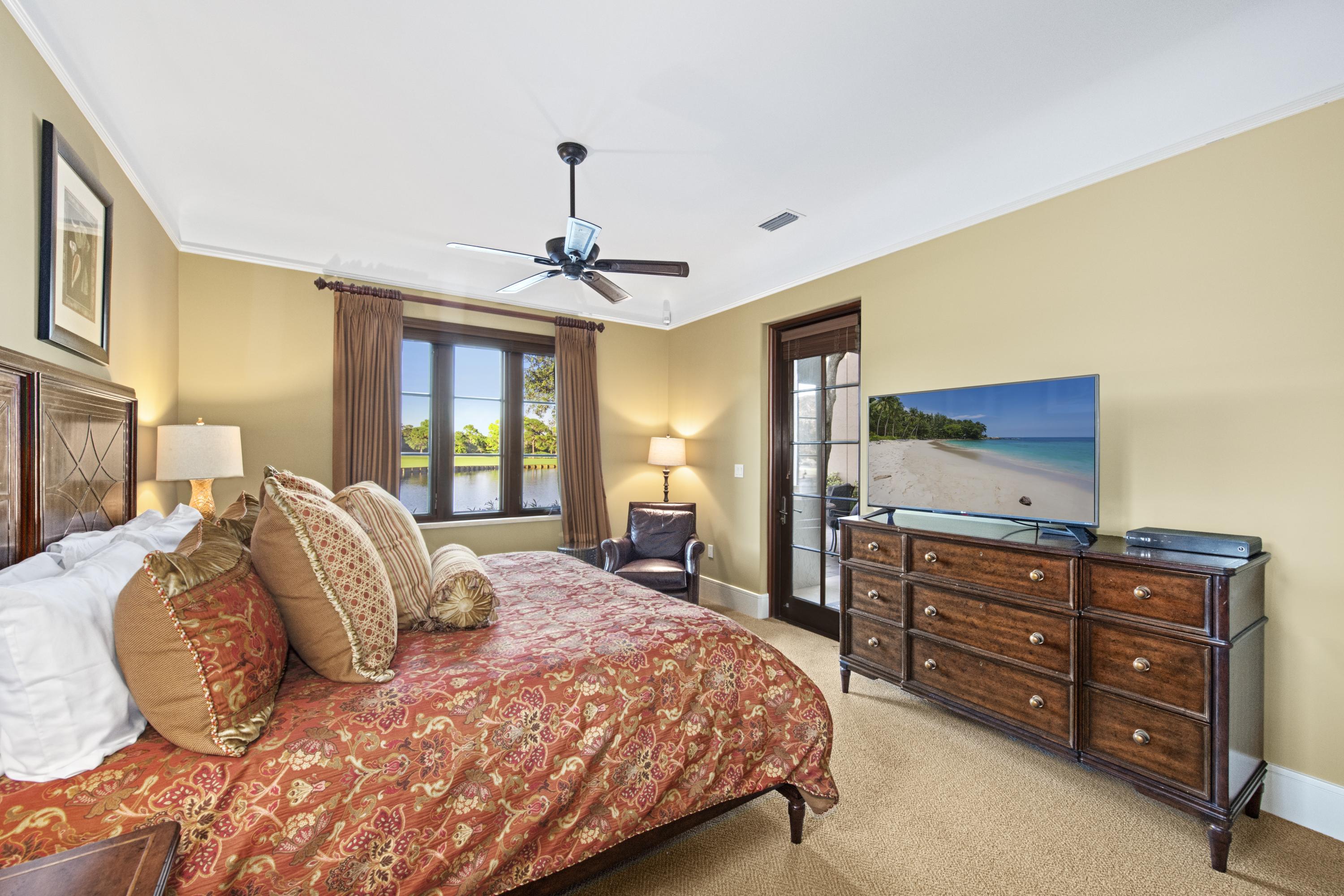 304 Villa Drive Jupiter, FL 33477 - Photo 18 of 48 304VillaDrive268of287 (1)