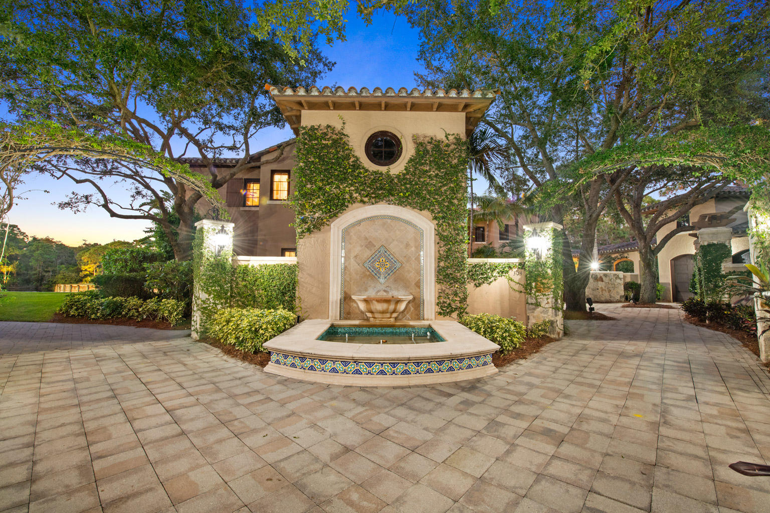 304 Villa Drive Jupiter, FL 33477 - Photo 36 of 48 9701 Collins Ave Unit 2702 - RESIZED (37